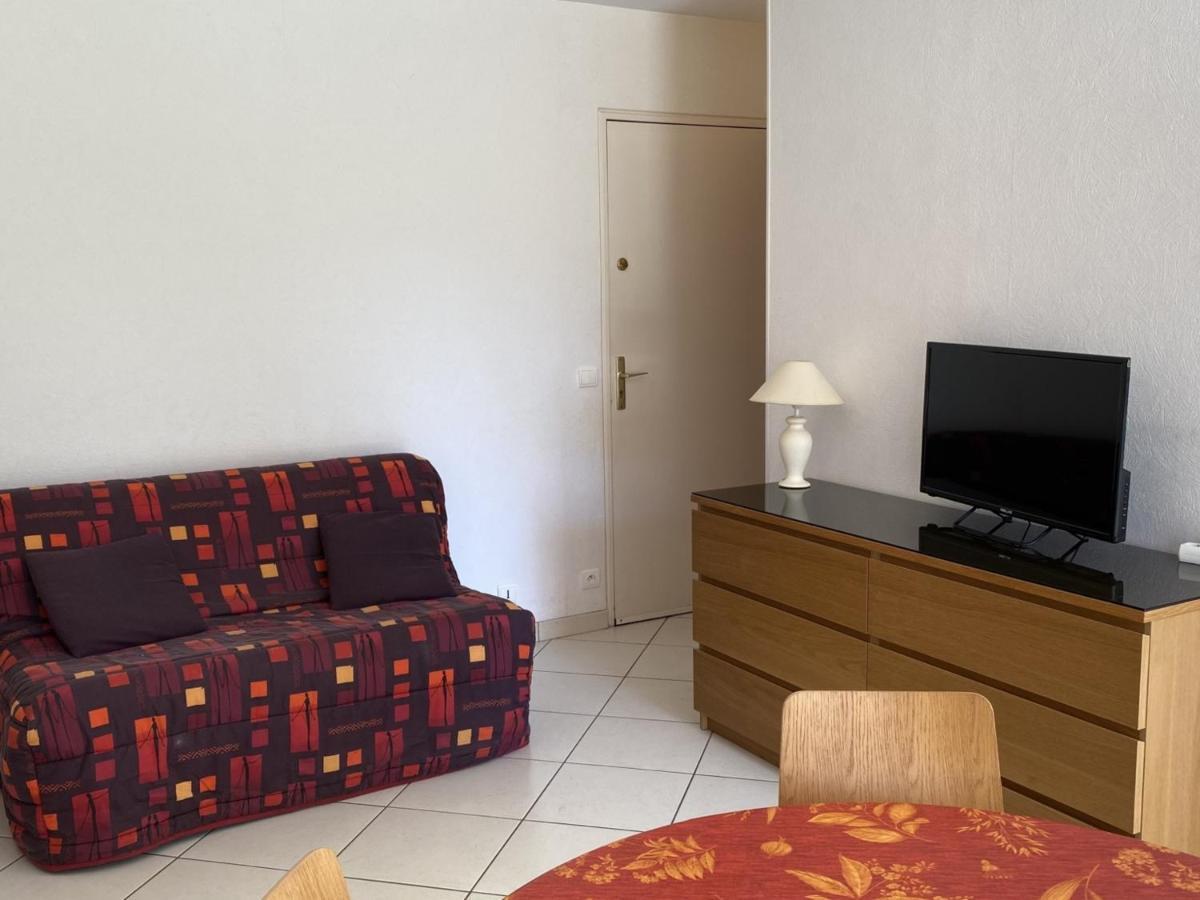 Cabourg : Studio Rez-De-Jardin Proche Plage, Animaux Acceptes, Tv, Wi-Fi Optionnel - Fr-1-487-331 Kültér fotó